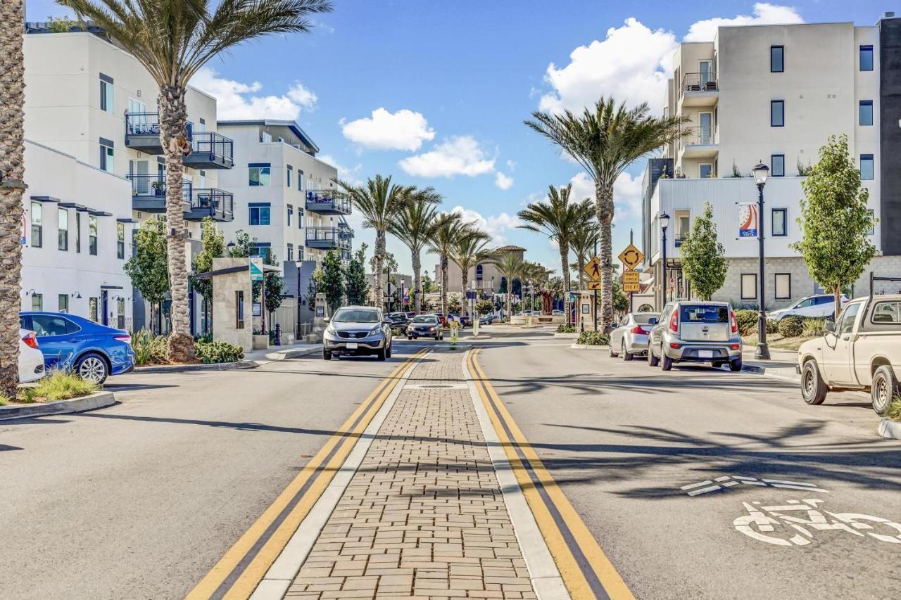 Two Bedroom-Queen In Master. Heart Of Downtown Vista Esterno foto